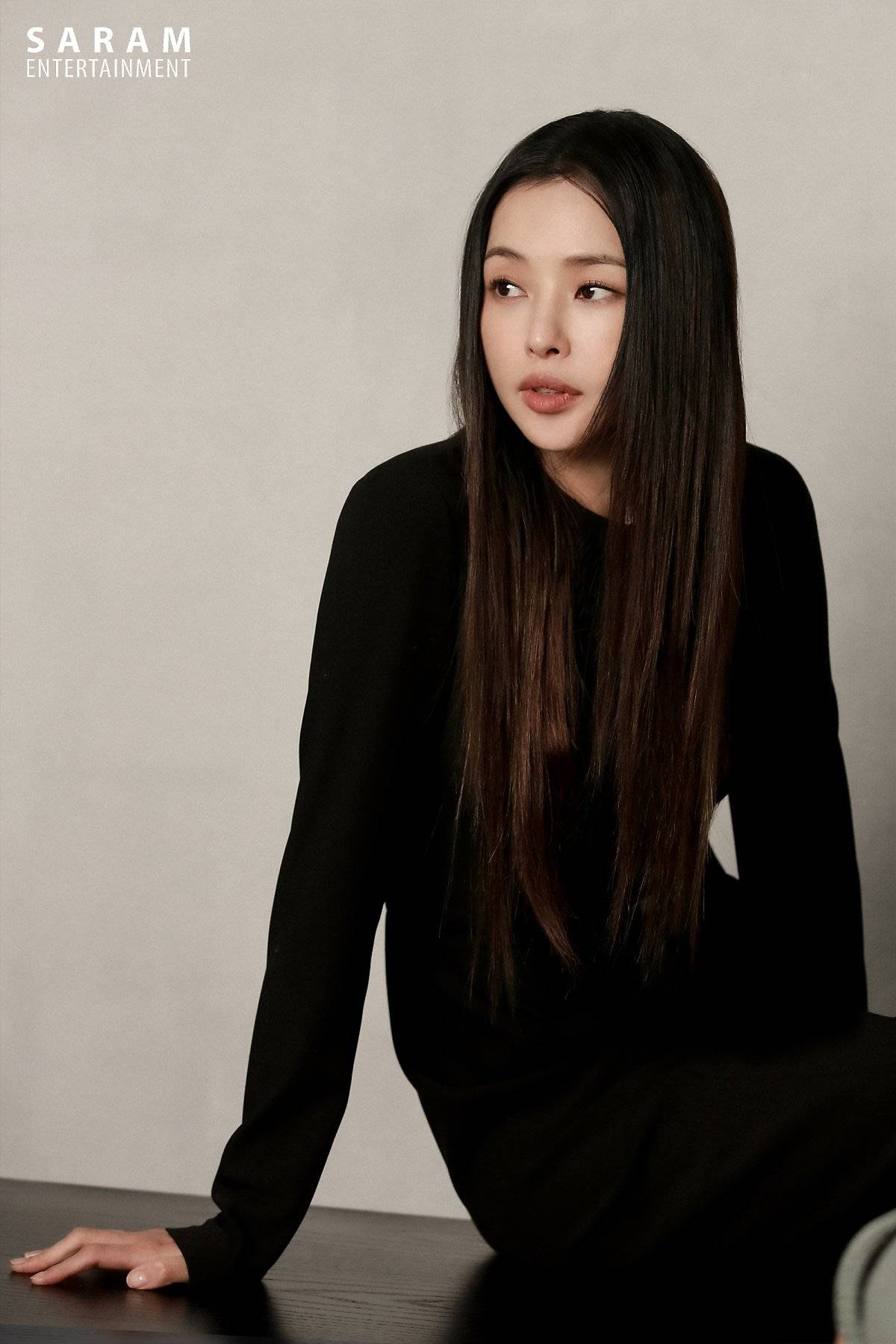 Lee Ha Nee Saram Entertainment Profile photos